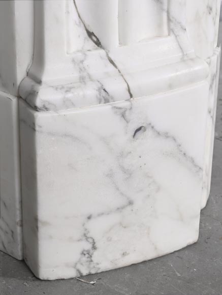 Louis XVI style curved fireplace in Arabescato marble, with rudenture and acanthus leaf-8