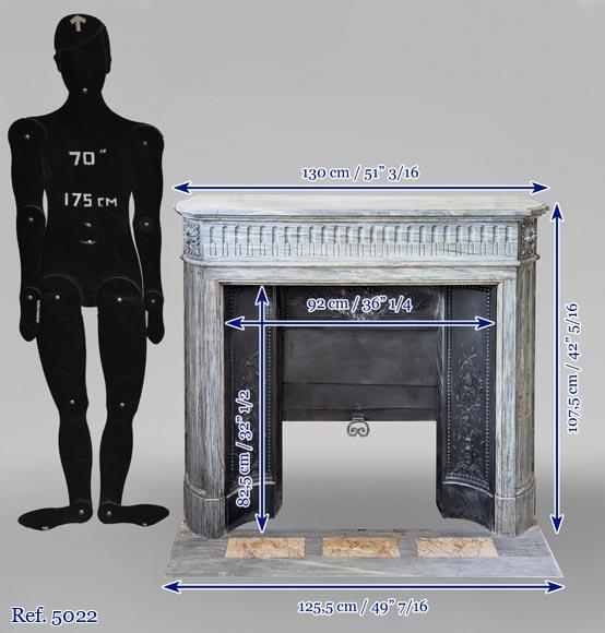 Louis XVI style mantel with rounded corners in light Turquin-10