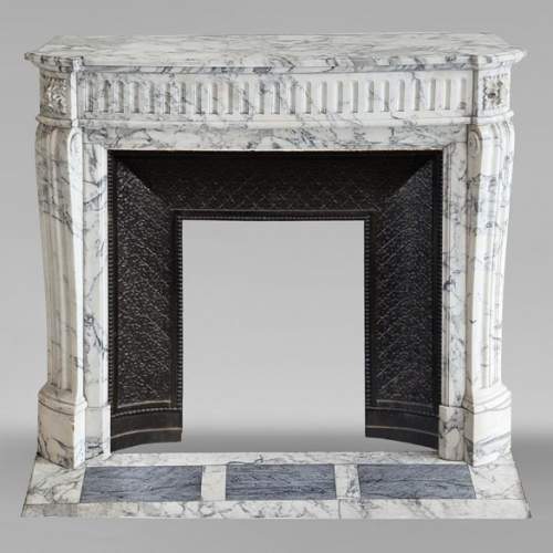 Louis XVI style curved mantel with curved flutes in Arabescato marble