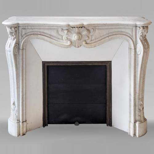 Louis XV style Carrara marble mantel with palmette motif