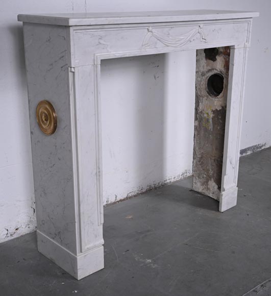 Small Louis XVI style mantel with carved drapery in carrare marble-3