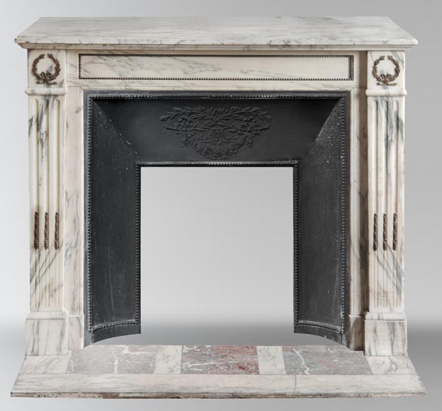 Louis XVI style fireplace with bronze decoration in Arabescato marble-0