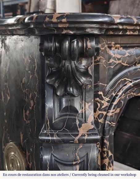 Louis XV style fireplace with shells in Portor marble-4