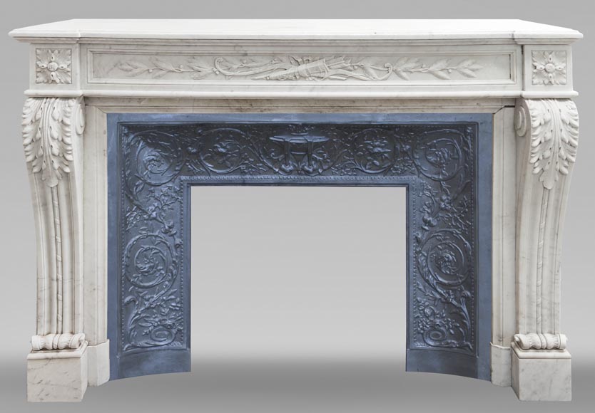 Louis XVI style fireplace with acanthus leaves, in Carrara marble-0