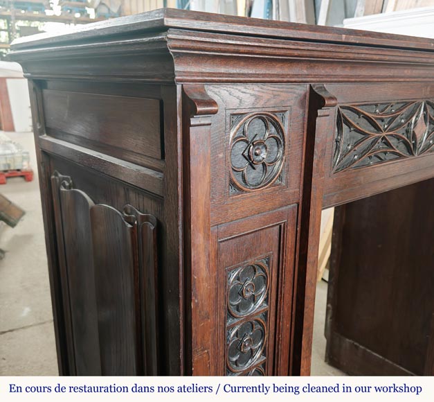  Neo-Gothic style fireplace with napkin fold decoration, in oak wood-3