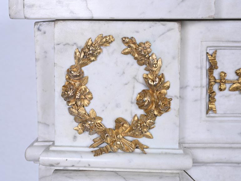 Louis XVI-Style Fireplace in Carrara Marble with Gilt Bronze Decoration-4