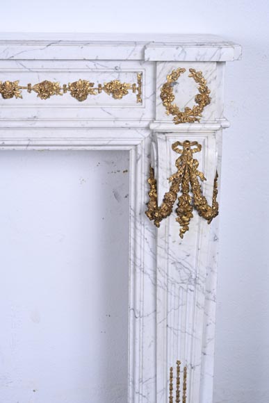 Louis XVI-Style Fireplace in Carrara Marble with Gilt Bronze Decoration-11