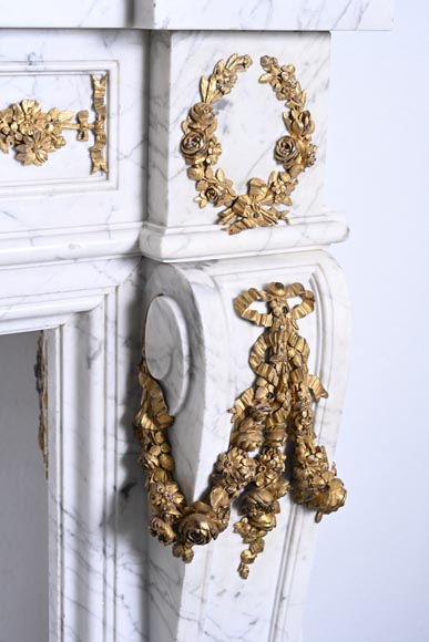 Louis XVI-Style Fireplace in Carrara Marble with Gilt Bronze Decoration-12