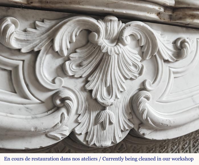 Louis XV style fireplace in Carrara marble, decorated with a palmette-2