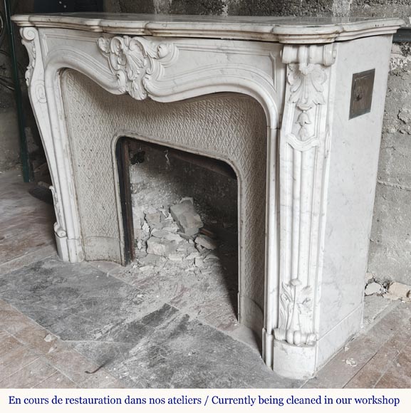 Louis XV style fireplace in Carrara marble, decorated with a palmette-7