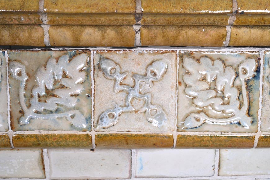Glazed stoneware fireplace, signed “Grès de Bigot”, circa 1895-1