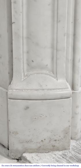 Louis XV style fireplace in Carrara marble, decorated with three shells-5