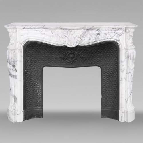 Louis XV style fireplace in Arabescato marble, decorated with an asymmetrical palmette