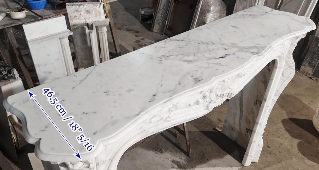 Large Louis XV style fireplace in Arabescato marble, decorated with shells-10
