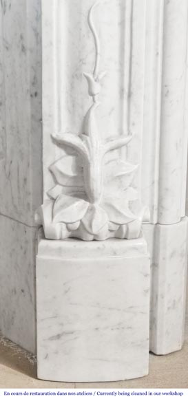 Louis XV style fireplace in Carrara marble with shell decoration Louis XV style fireplace in Carrara marble with shell decoration-5