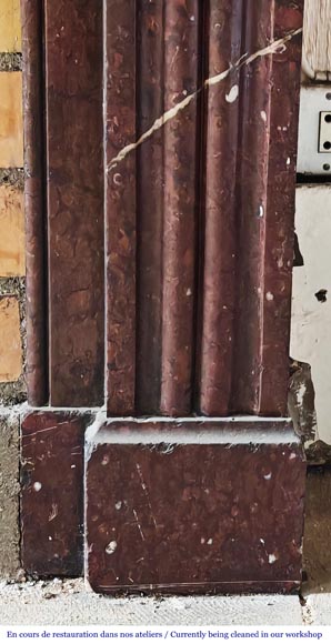 Napoleon III style fireplace decorated with acanthus leaves, in griotte red marble Napoleon III style fireplace decorated with acanthus leaves, in griotte red marble-7
