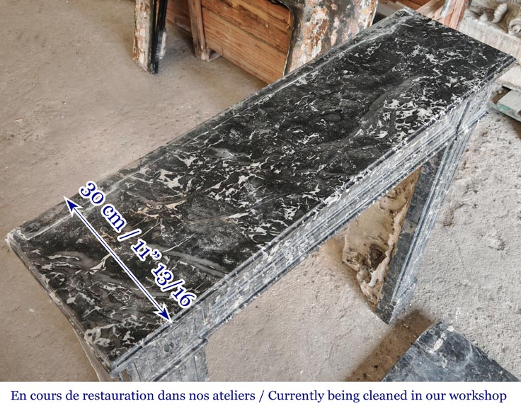 Louis XVI period molded fireplace in grey Saint-Anne marble Louis XVI period molded fireplace in grey Saint-Anne marble-9
