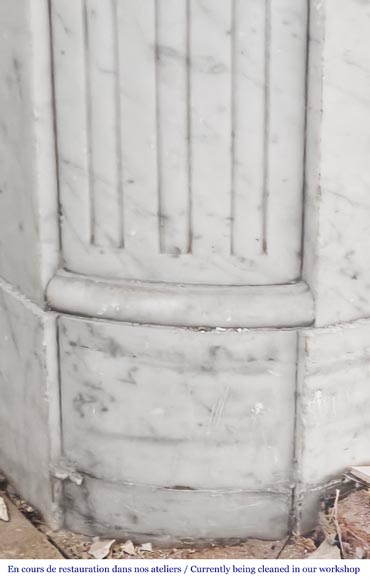 Louis XVI style fireplace with rounded corners and sunflower motif, in Carrara marble Louis XVI style fireplace with rounded corners and sunflower motif, in Carrara marble-4