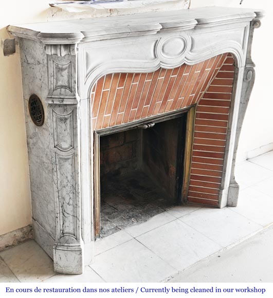 Louis XV style Pompadour model fireplace, in Carrara marble Louis XV style Pompadour model fireplace, in Carrara marble-2