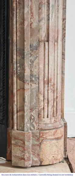 Louis XVI style fireplace with rounded corners in colored marble Louis XVI style fireplace with rounded corners in colored marble-8