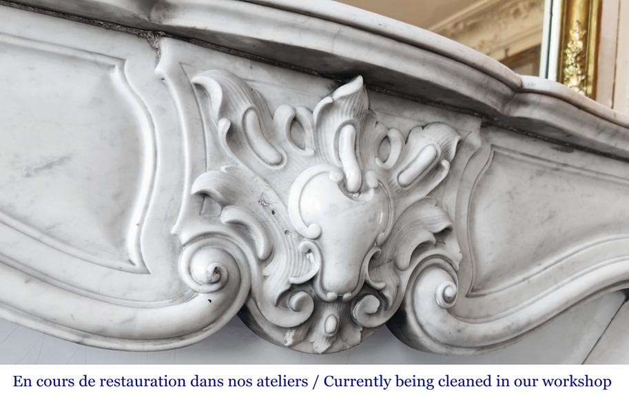 Louis XV style fireplace in Carrara marble Louis XV style fireplace in Carrara marble-2