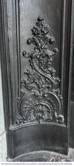 Louis XV style fireplace in Carrara marble, decorated with a palmette-12