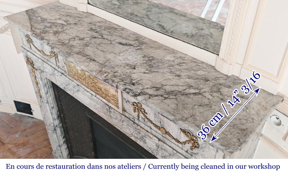 Napoleon III style fireplace in veined granite, with bronze decoration Napoleon III style fireplace in veined granite, with bronze decoration-12