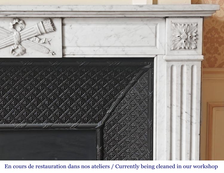 Louis XVI style fireplace in Carrara marble decorated with a torch and a quiver Louis XVI style fireplace in Carrara marble decorated with a torch and a quiver-6
