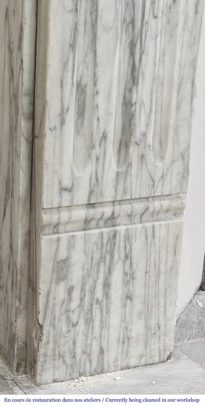 Louis XVI style molded fireplace in veined Carrara marble Louis XVI style molded fireplace in veined Carrara marble-4