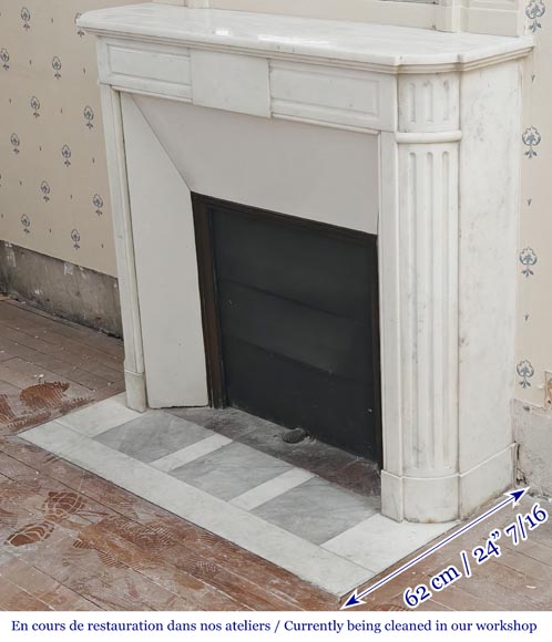 Louis XVI style fireplace with rounded corners in statuary marble Louis XVI style fireplace with rounded corners in statuary marble-5