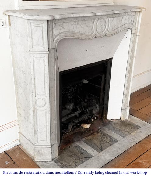Louis XV style Pompadour model fireplace, in Carrara marble Louis XV style Pompadour model fireplace, in Carrara marble-2