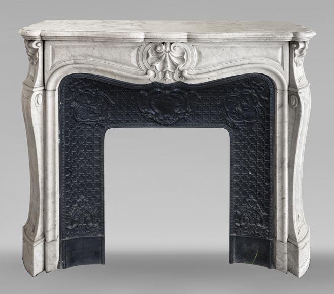 Louis XV style fireplace decorated with a shell, in Carrara marble Louis XV style fireplace decorated with a shell, in Carrara marble-0