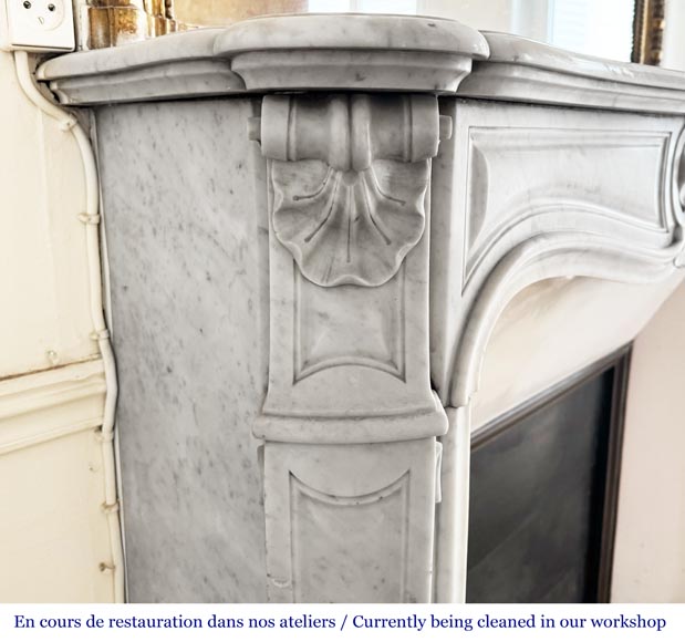 Louis XV style fireplace decorated with a shell, in Carrara marble Louis XV style fireplace decorated with a shell, in Carrara marble-3