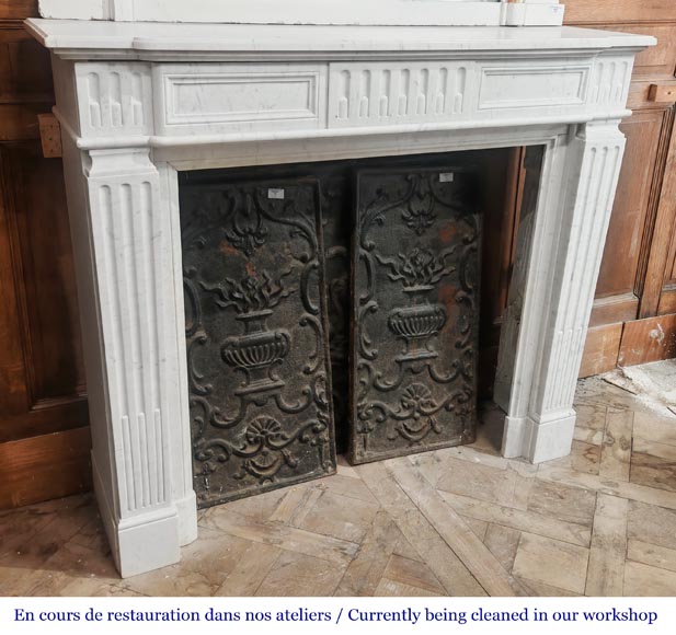 Louis XVI style fireplace in Carrara marble, decorated with fluting Louis XVI style fireplace in Carrara marble, decorated with fluting-2
