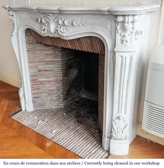 Louis XV style fireplace in Carrara marble, with richly sculpted floral decoration Louis XV style fireplace in Carrara marble, with richly sculpted floral decoration-7