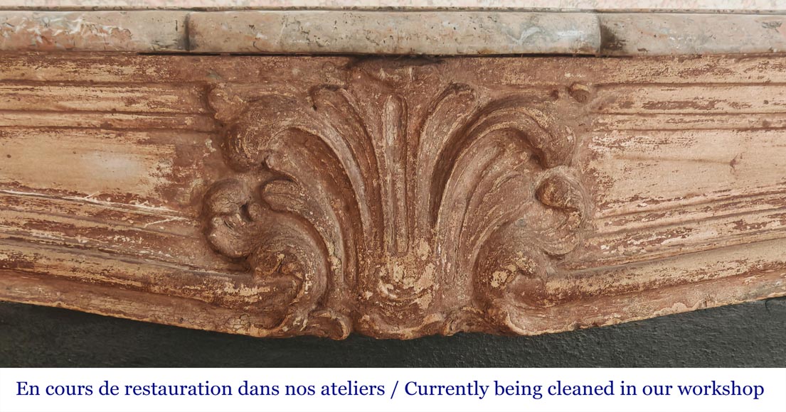Louis XV-style stone fireplace, adorned with a palmette Louis XV-style stone fireplace, adorned with a palmette-1