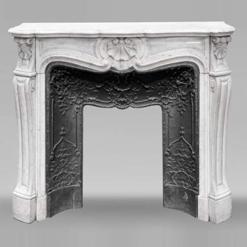 Louis XV style Carrara marble fireplace with three-shell motif