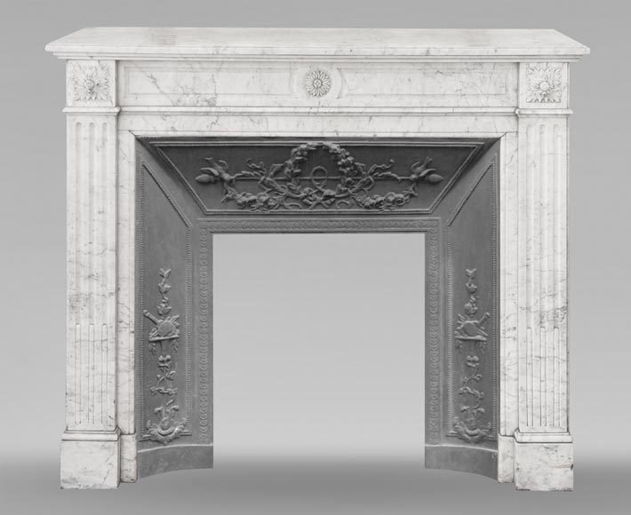 Louis XVI style Carrara marble fireplace, decorated with a sunflower Louis XVI style Carrara marble fireplace, decorated with a sunflower-0