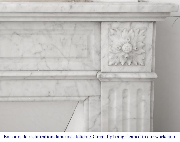 Louis XVI style Carrara marble fireplace, decorated with a sunflower Louis XVI style Carrara marble fireplace, decorated with a sunflower-7