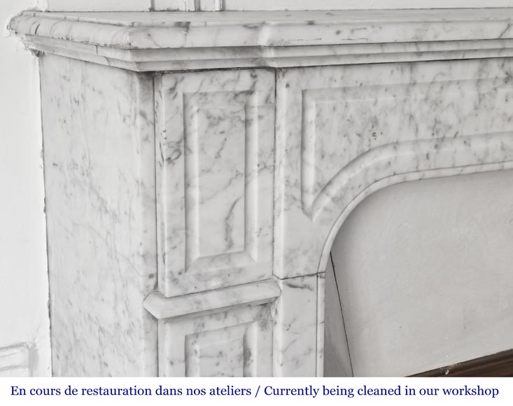 Straight-fronted Louis XV style fireplace, Pompadour type, in veined Carrara marble Straight-fronted Louis XV style fireplace, Pompadour type, in veined Carrara marble-3
