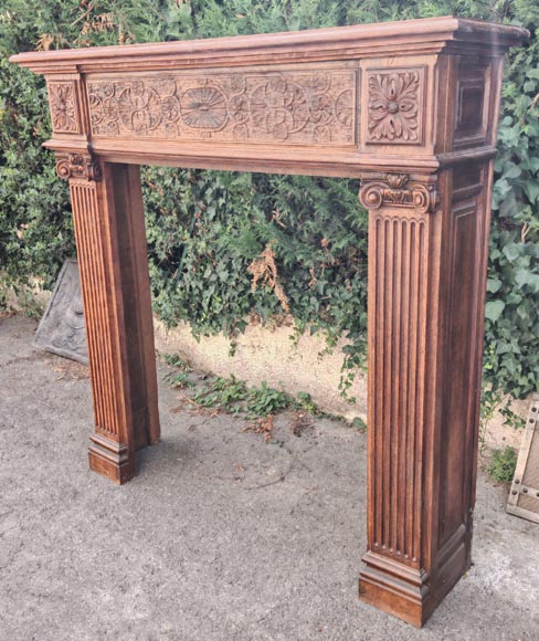 Louis XVI style oak fireplace, decorated with an oak-leaf frieze and surmounted by its oak overmantel Louis XVI style oak fireplace, decorated with an oak-leaf frieze and surmounted by its oak overmantel-8