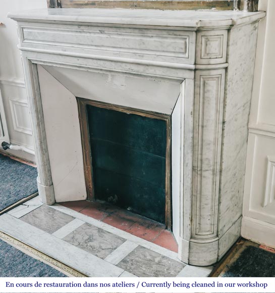 Louis XVI style Carrara marble fireplace with rounded corners-5