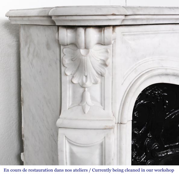 Louis XV-style fireplace in Carrara marble, featuring an asymmetrical palmette motif Louis XV-style fireplace in Carrara marble, featuring an asymmetrical palmette motif-5