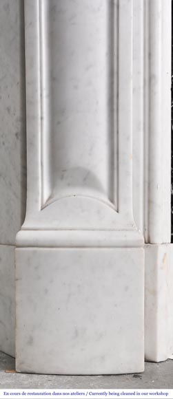 Louis XV-style fireplace in Carrara marble, featuring an asymmetrical palmette motif Louis XV-style fireplace in Carrara marble, featuring an asymmetrical palmette motif-7