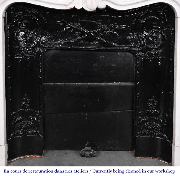 Louis XV-style fireplace in Carrara marble, featuring an asymmetrical palmette motif Louis XV-style fireplace in Carrara marble, featuring an asymmetrical palmette motif-11