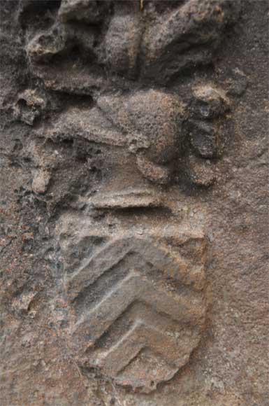 Antique fireback with two coat of arms-7